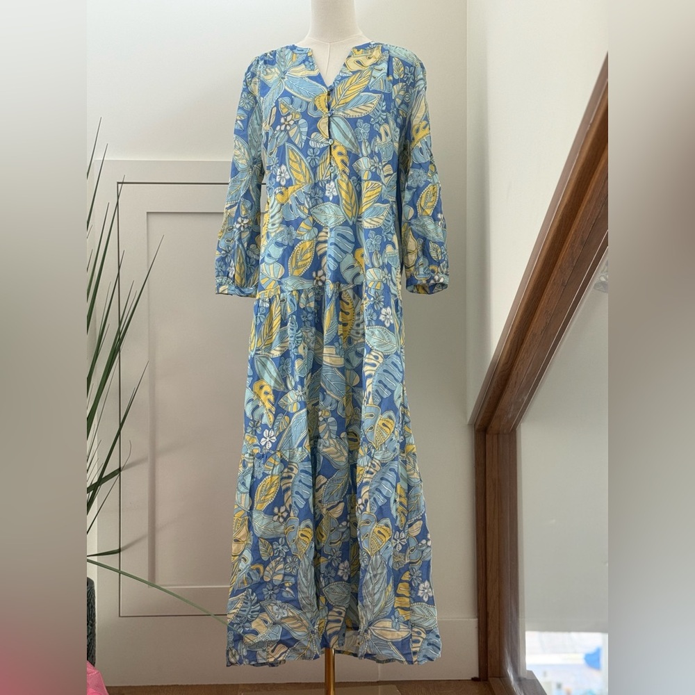 J.Mcglauclin maxi dress. NWOT. Size M.